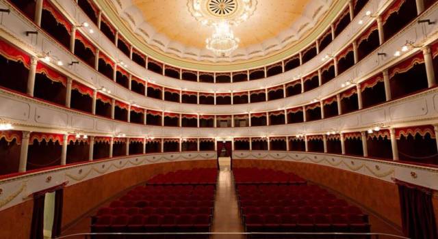 Si alza il sipario sulla nuova stagione teatrale del Teatro Petrarca di Arezzo