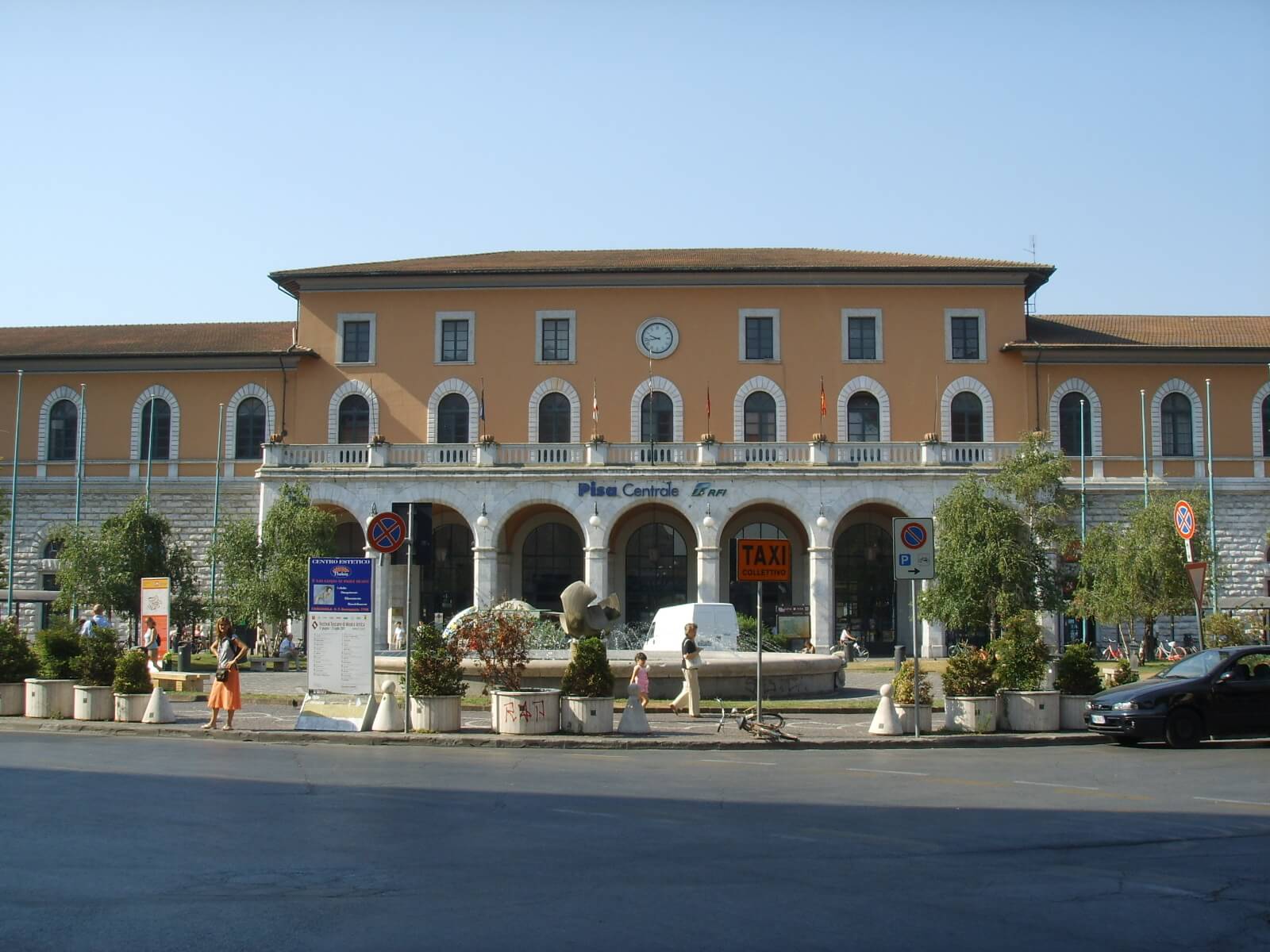 Stazione di Pisa al setaccio, arresti e denunce