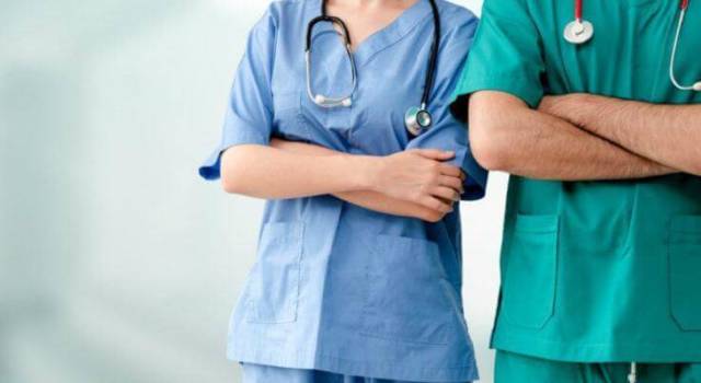 Ultimatum degli oltre 456mila infermieri: “Basta parole, è ora di passare ai fatti”