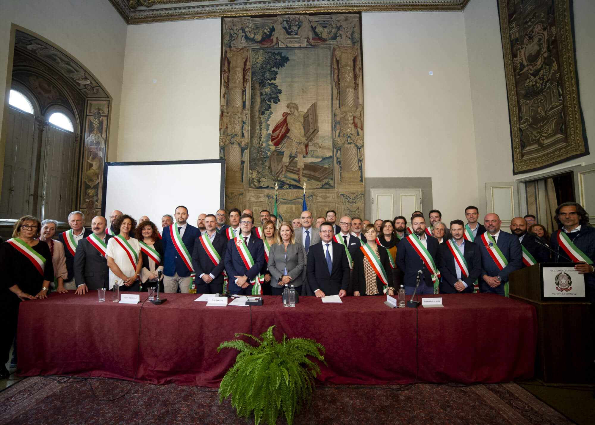 Uniti contro le infiltrazioni mafiose: firmato oggi in Prefettura a Firenze il rinnovo del protocollo