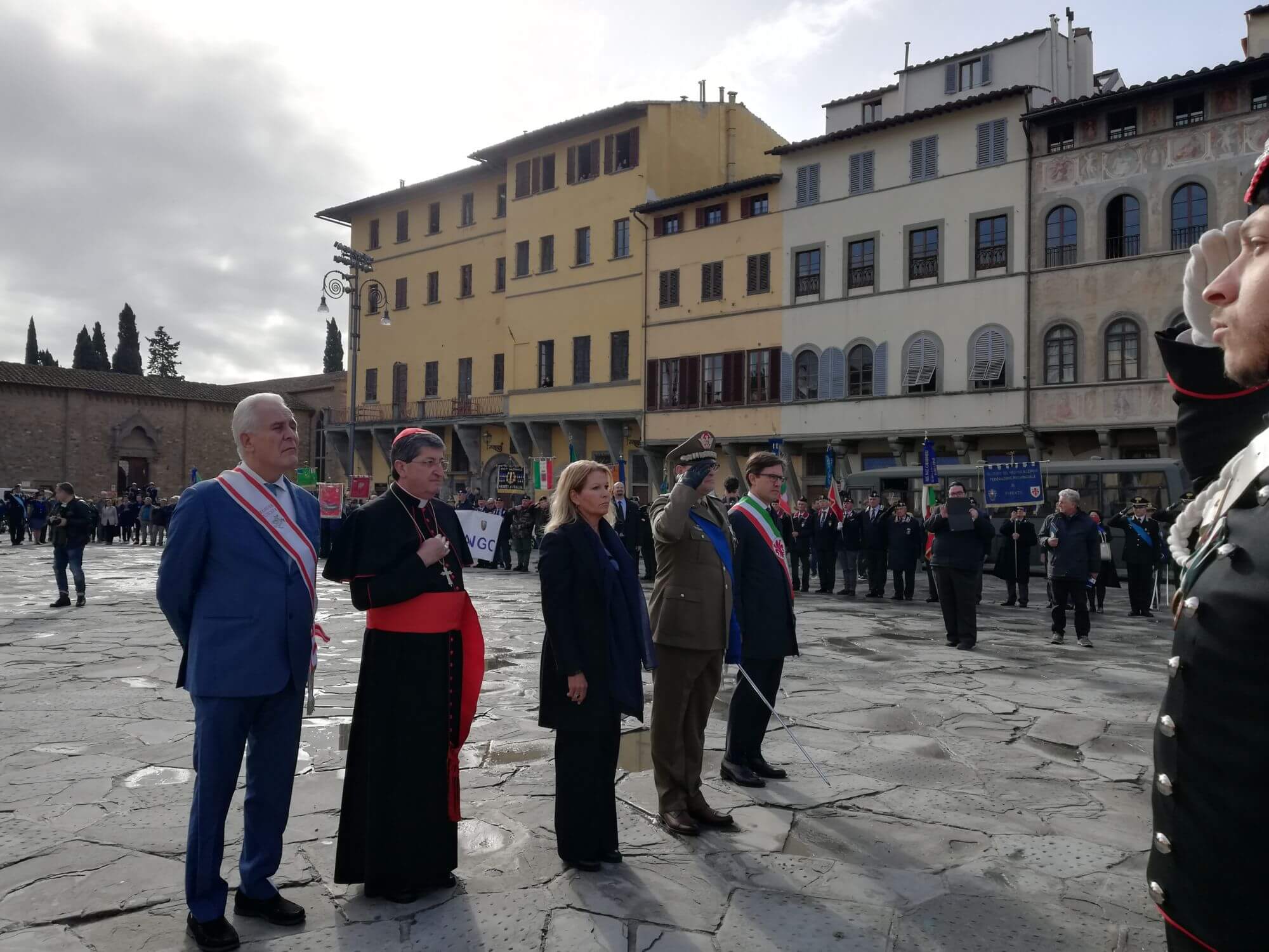 Firenze celebra la festa delle Forze Armate