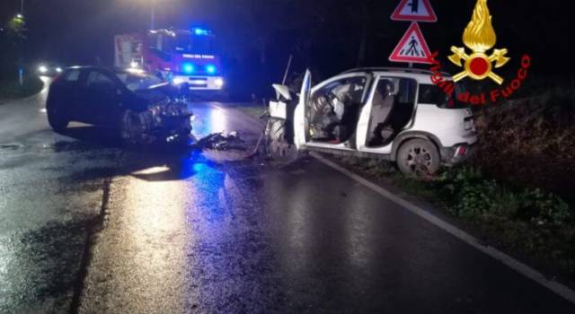 Scontro frontale a Vicchio, tre persone coinvolte