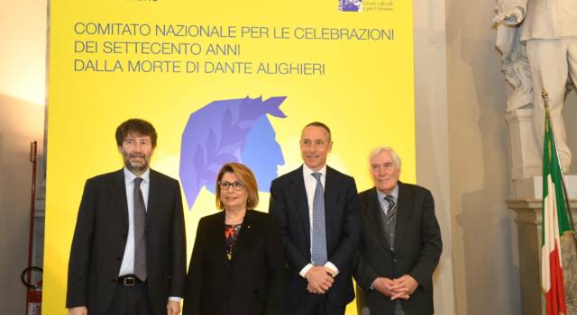 Poste Italiane sostiene le celebrazioni per i 700 anni di Dante Alighieri