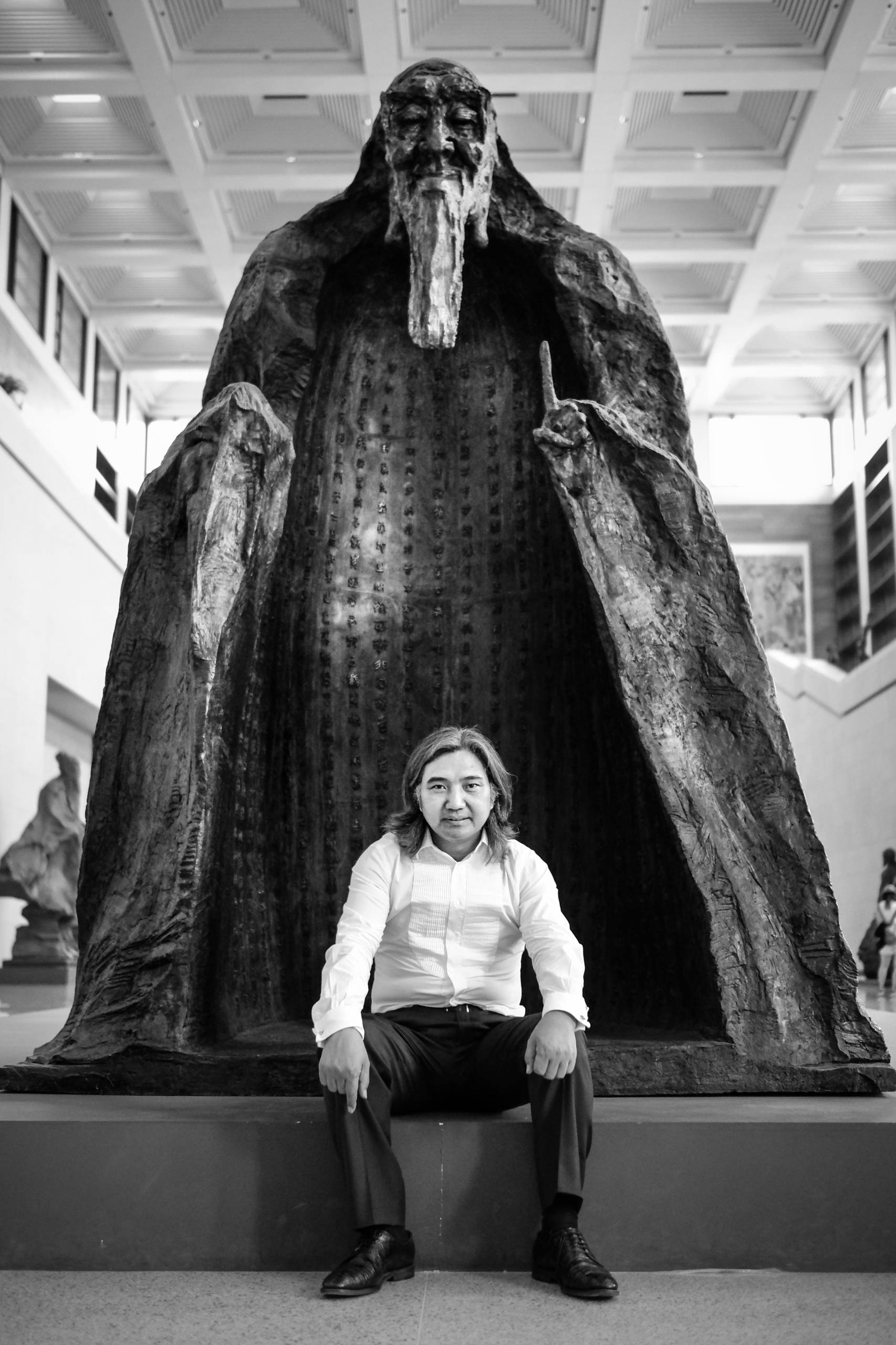 L’artista cinese Wu Weishan  dona alla città di Vinci l’opera  “Dialogo oltre il tempo e lo spazio”