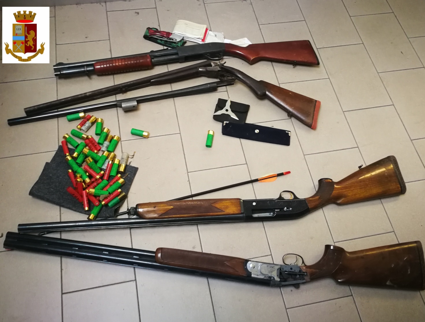 Armato di fucili, coltelli e mannaia in zona parco, denunciato un imprenditore