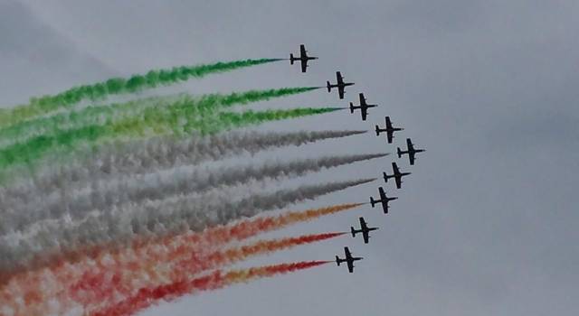 Il 5 luglio torna l’air show delle Frecce Tricolori a Marina di Massa