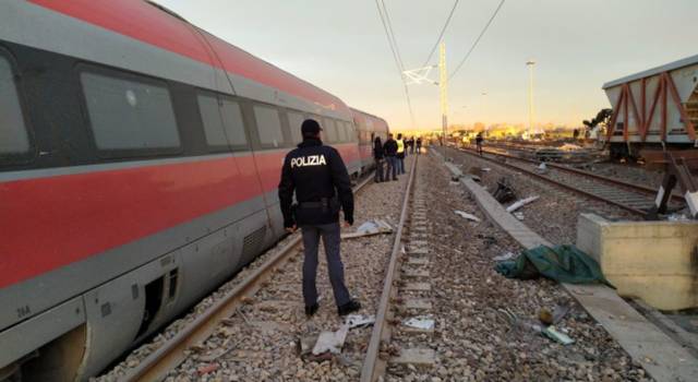 Freccia Rossa deragliato, chi erano i due macchinisti morti. Domani sciopero di 2 ore dei treni in tutta Italia