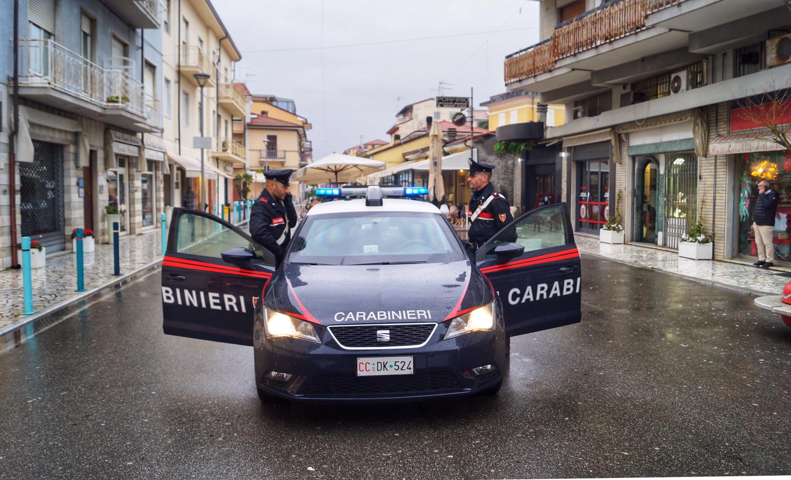 Gestiva il giro della movida di Carrara, arrestato per spaccio 20enne insospettabile