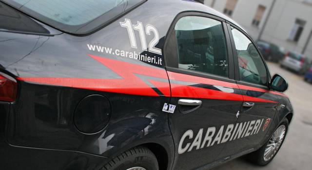 Massa-Carrara: rapinò supermercato con taglierino, arrestato 39enne
