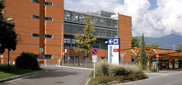 Coronavirus,l&#8217;Asl Toscana Nord Ovest: limitare gli accessi ad ospedali, Cup, centri prelievi e ambulatori