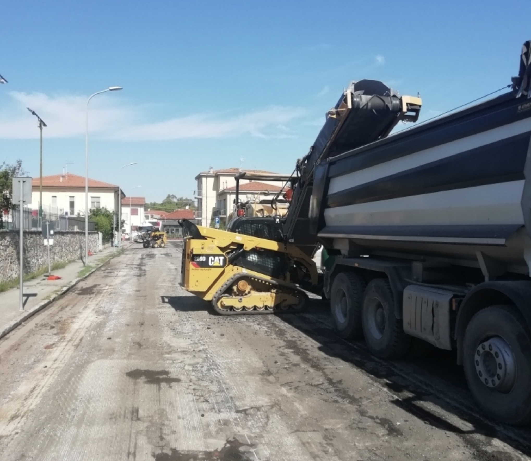 Pisa, asfaltature in piazzale dello Sport e via Andrea Pisano