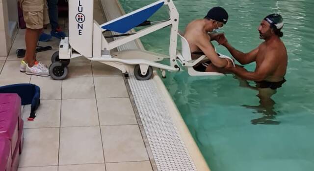 A Rosignano la prima esperienza di riabilitazione in acqua per disabili