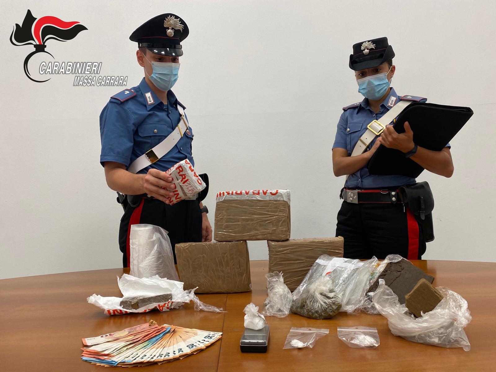 Maxi sequestro di droga e due arresti a Massa