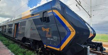 Su rotaia a tempo di… Rock: in viaggio tra Pisa, Firenze, Livorno e Versilia con un nuovo treno di ultima generazione