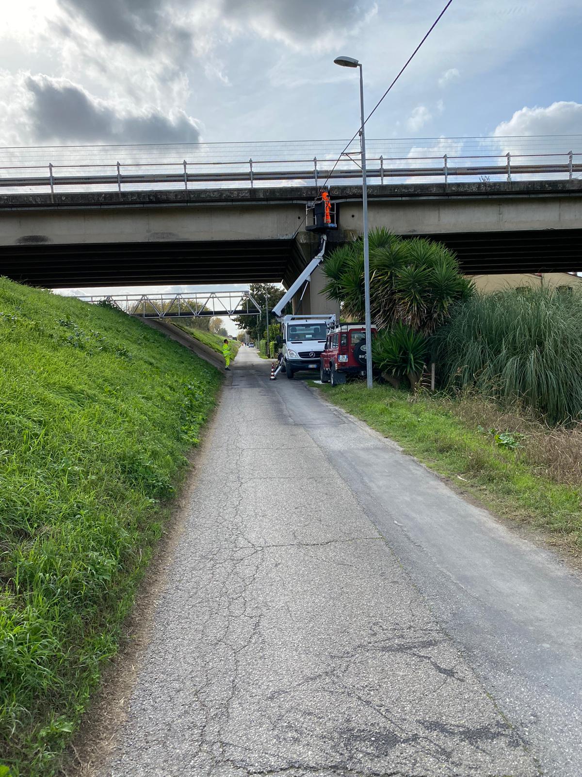 In corso i lavori di manutenzione straordinaria al sottovia autostradale di Via di Piaggia a Migliarino
