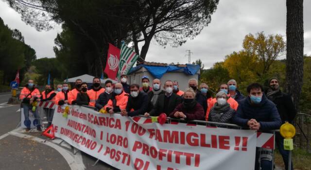 Incontro con i lavoratori di Testicementi. I sindaci dell’area fiorentina in campo per la difesa dei posti di lavoro