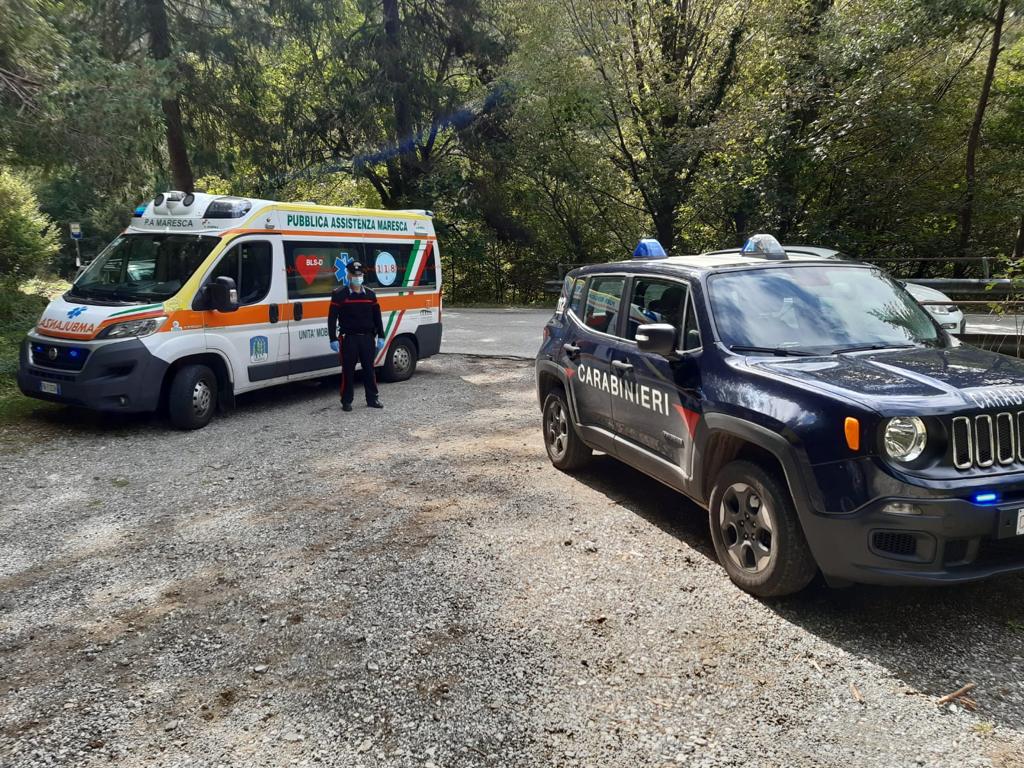 Si inietta dosi di barbiturici, i Carabinieri lo salvano dal suicidio sulle montagne pistoiesi