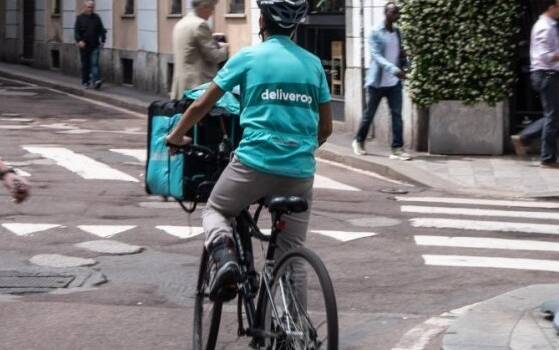 Rider, domani manifestazione in piazza Santa Croce a Firenze con la Cgil
