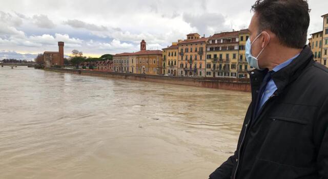 Pisa, passata senza danni la piena dell&#8217;Arno
