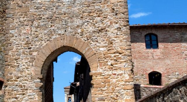 Dal 1 giugno entra in vigore la Ztl estiva nel castello di Barberino Val d&#8217;Elsa