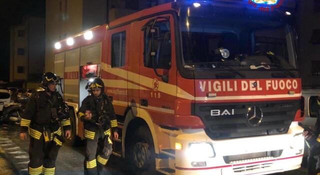 Tragedia a Piombino, donna muore carbonizzata nell&#8217;incendio