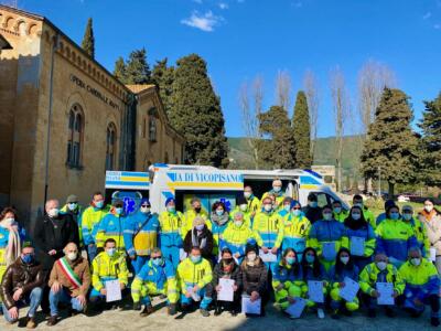 Festa alla Misericordia per i volontari e l’arrivo di una nuova ambulanza