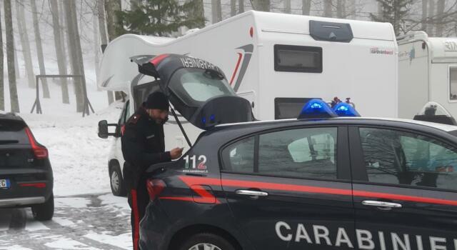 Turisti alle terme e sulla neve, ma da altre regioni: multati dai carabinieri