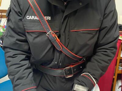 Violenta e rapina giovane prostituta: arrestato dai carabinieri