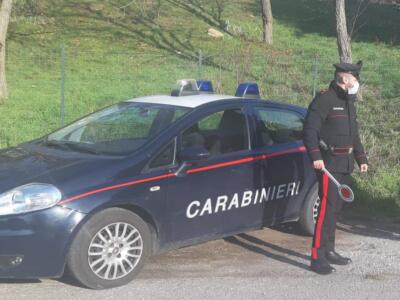 Carabinieri: oltre 600 controlli, interrotta una festa con 8 giovani