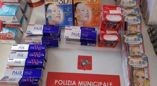 Sequestrati cosmetici irregolari in due negozi