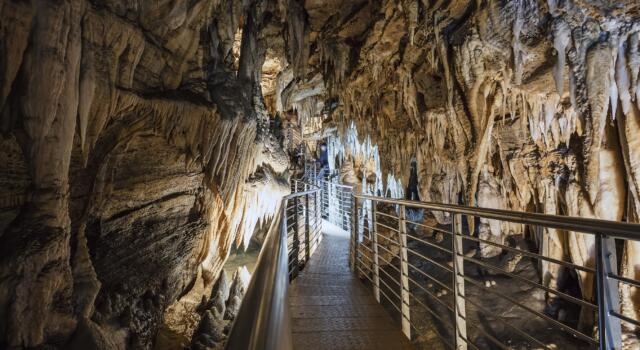 Riapre alle visite la grotta più grande d&#8217;Italia: L&#8217;Antro del Corchia di Levigliani