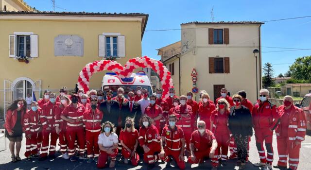 Festa a Uliveto Terme per inaugurazione della nuova ambulanza della Croce Rossa