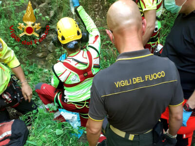 Cade da cavallo, ferito traportato in elisoccorso in ospedale