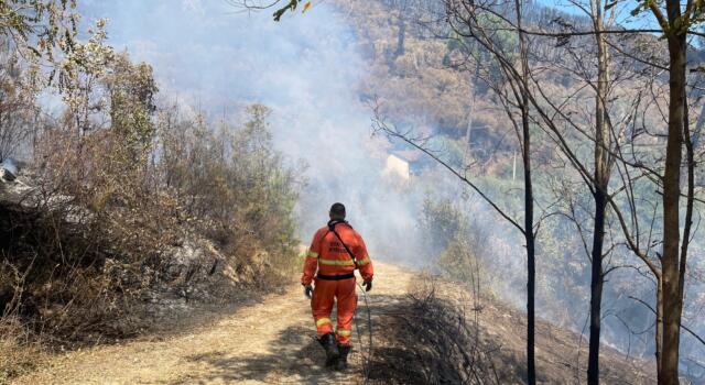 Monte Serra, sopralluogo della Regione nelle zone colpite dall&#8217;incendio