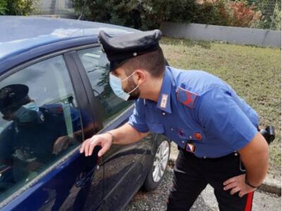 Cadavere in auto nel parcheggio del cimitero