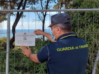 Guardia di Finanza, sequestrati 6 mln di euro   tra spiagge e beni per evasione