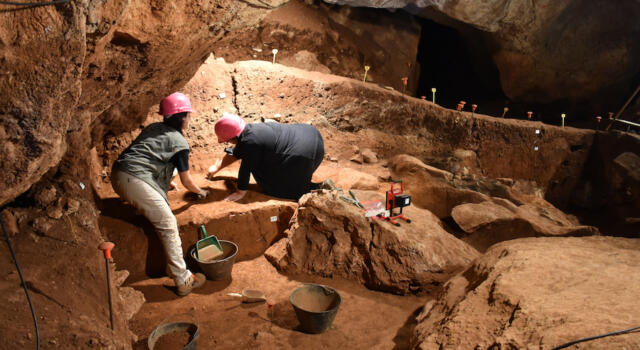 Nuova campagna di scavi nel sito archeologico della Grotta del Leone sui Monti Pisani