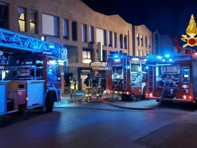 Prato: incendio al ristorante