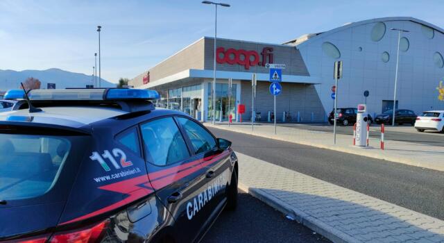 Smantellato dai carabinieri gruppo dedito a rapine e furti in esercizi commerciali