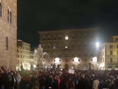 Firenze: sotto Palazzo Vecchio per dire no al greenpass