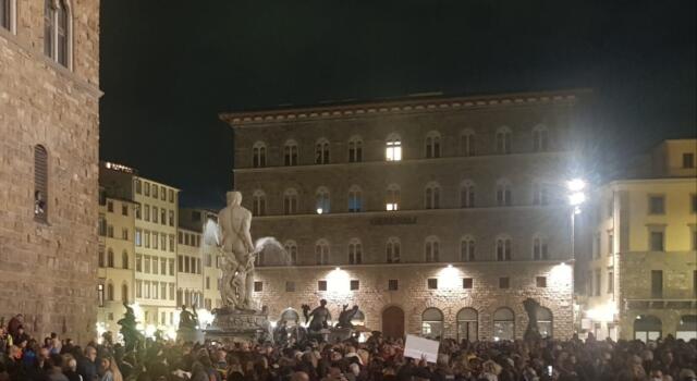 Firenze: sotto Palazzo Vecchio per dire no al greenpass