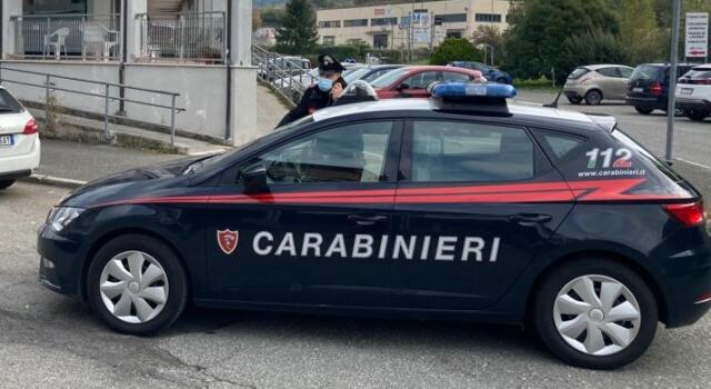 Litiga con la convivente mentre è ai servizi sociali, arrestato dai Carabinieri