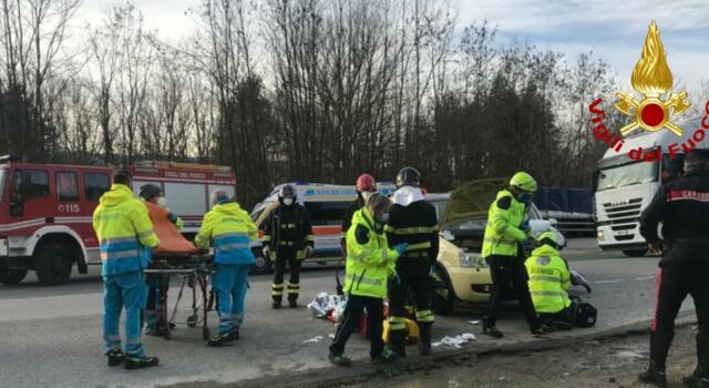 Incidente tra due auto a Bibbiena, 2 feriti