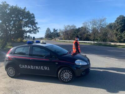 Non si ferma e scappa all’alt dei Carabinieri, arrestato 43enne