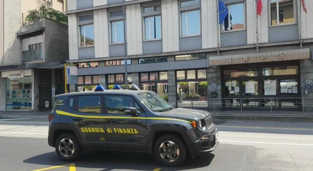 GDF Prato: sequestrati oltre 1,5 di articoli contraffatti