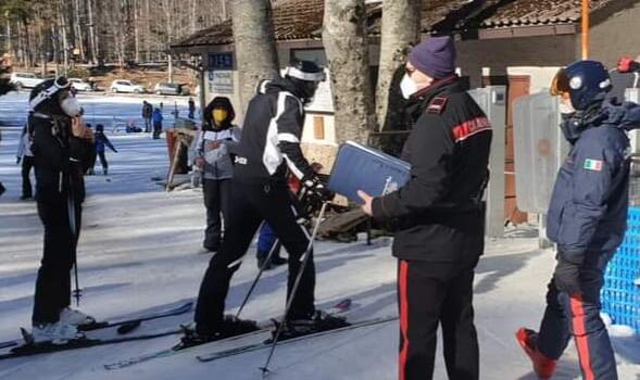 Amiata, controlli speciali dei Carabinieri per obbligo RCA sulle piste da sci