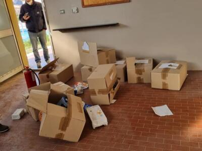 Ucraina: distrutti scatoloni con beni destinati alla popolazione