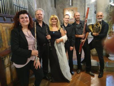 Concerto per la pace sotto le logge del palazzo comunale