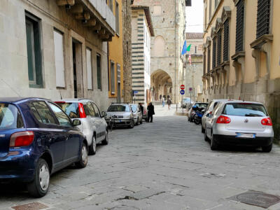 Manutenzione straordinaria dei lastricati del centro storico, da domani lavori in via XXVII aprile