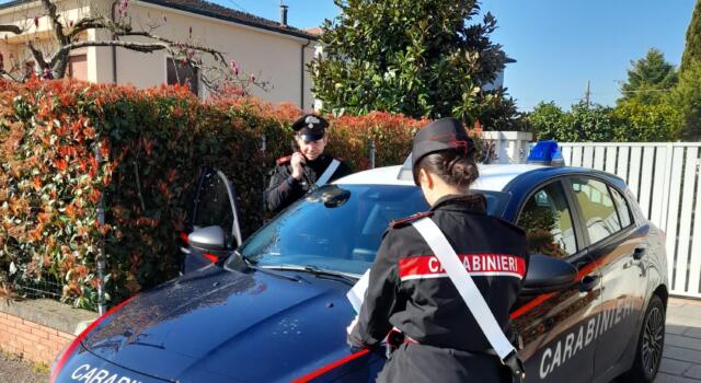 Arrestato dai Carabinieri mentre tentava di svaligiare una casa